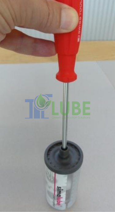 Hướng Dẫn Nạp Dầu Vào Simalube Đúng Kỹ Thuật