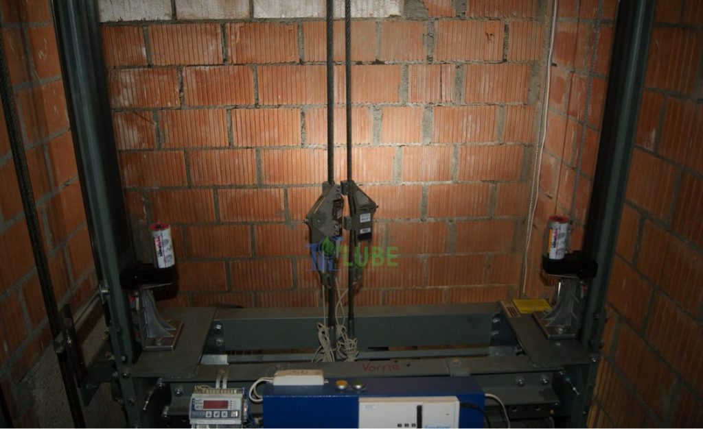 Bôi Trơn Ray Dẫn Hướng Thang Máy - Giải Pháp Từ Simalube